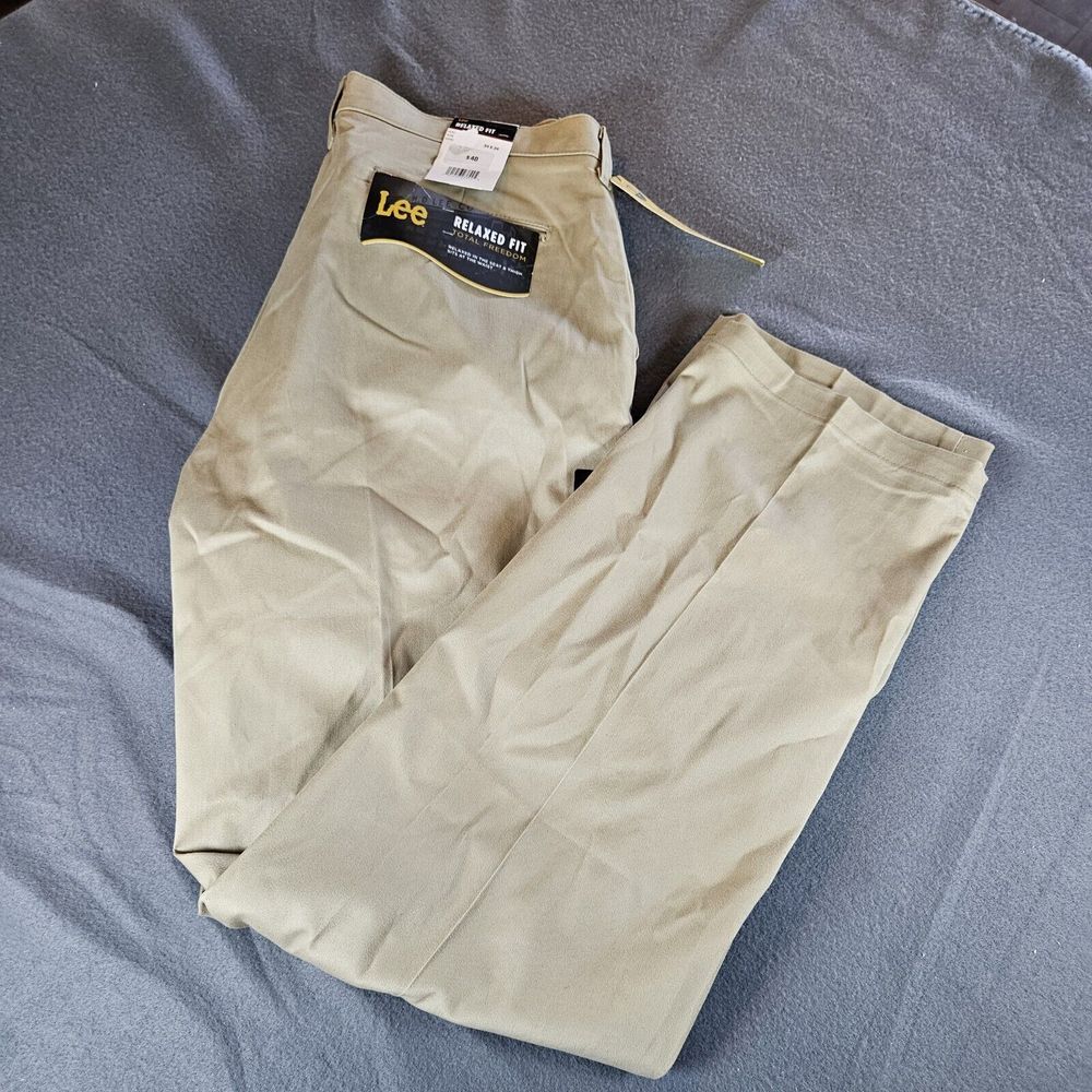 Lee Pants Mens 34X34 Total Freedom Tan Khaki Chino Relaxed Flex2Fit Stretch‎ NEW